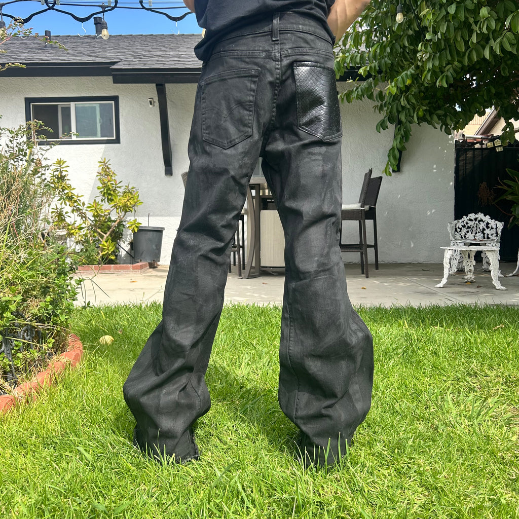 Black flares 32x31.5
