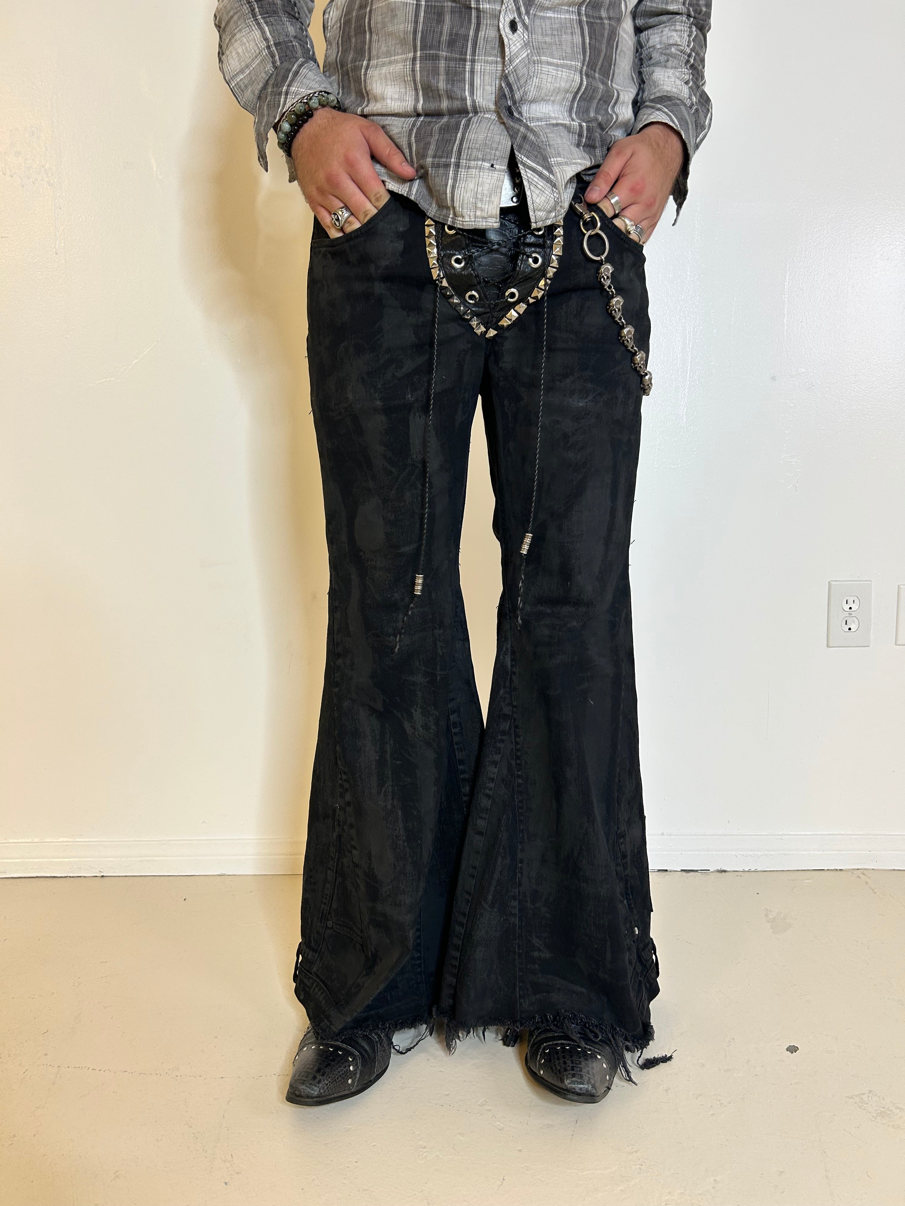 Black flares 34x32.5