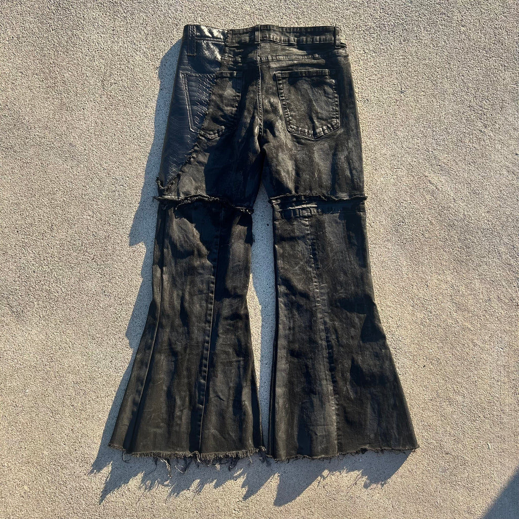 Black flares 32x31