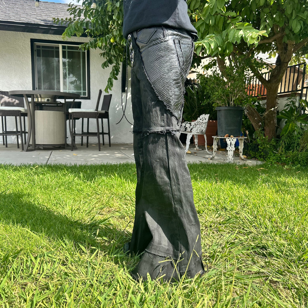 Black flares waist 28x30