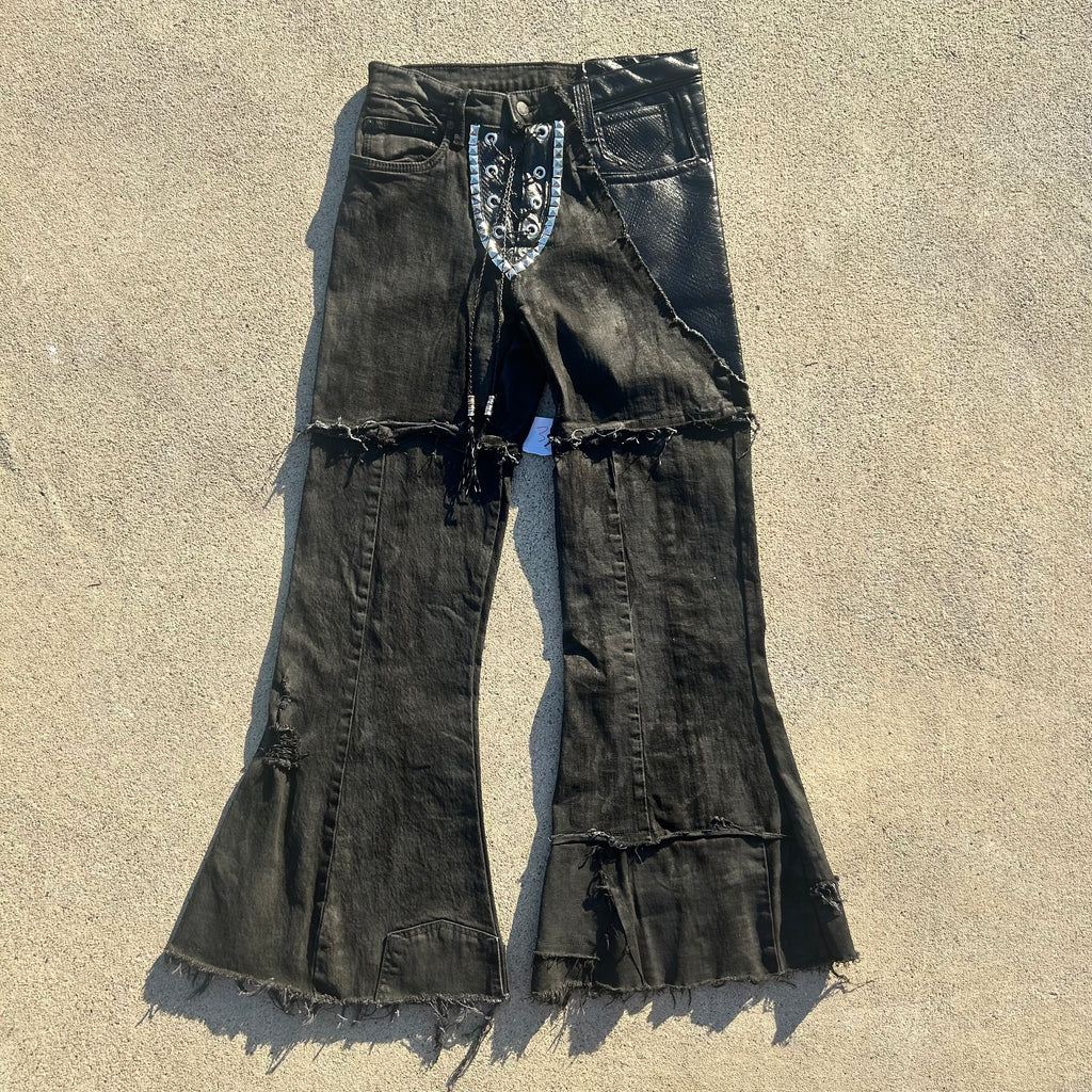 Black flares 32x32