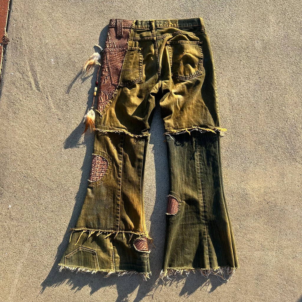 Rust crocodile flares 33x33